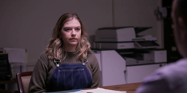 00:15: Der ondskapen bor (S5 E7) (S5) | FEM | 11/21 2025