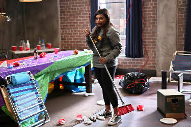 13:00: The Mindy Project (S3 E10) (S3) | Viasat Series | 7/27 2026