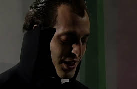 Al Derecho y Al Derbez season-1: Al derecho y al Derbez - Monstruos