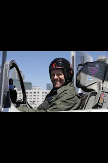 15:18: Expedición al pasado: El vengador perdido | Discovery Max | 4/6 2026