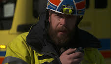Veiens helter (S9 E12)