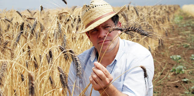 3:25 AM: Food Unwrapped | More 4 | 11/19 2025