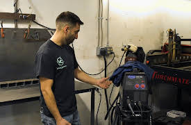 Dirt Every Day Extra, Season 1: Tech Tip: Plasma Cutters