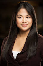 Lissa Neptuno como Mom