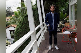 Crazy on a Plane: Zorro Gets Arrested