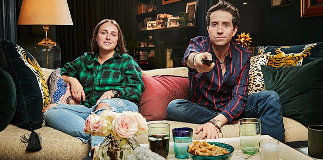 10:20 PM: Celebrity Gogglebox | Channel 4 | 11/4 2025