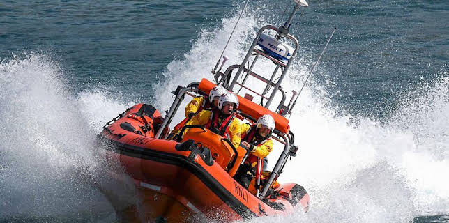 9:55 PM: Saving Lives at Sea (S9) | BBC Two | 1/9 2026