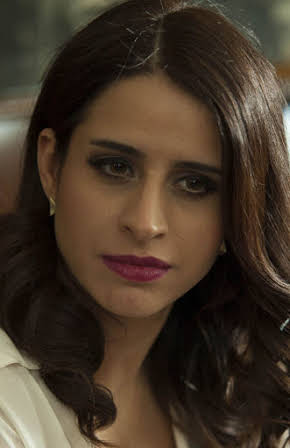 Büşra Pekin as 