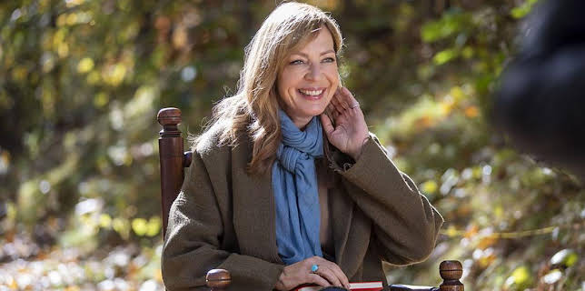 3:45 PM: Who Do You Think You Are? USA | BBC Two | 2/4 2026