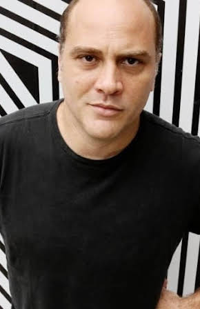 Paulo Tiefenthaler as 