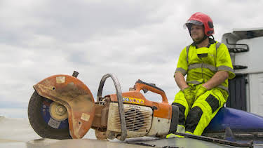 3:05 AM: Trucking Hell (S6 E7) (S6) | Paramount | 2/17 2026