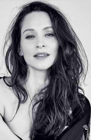 Gabriella Hámori as 