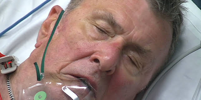 10:05 PM: 24 Hours in A&E | More 4 | 12/19 2025