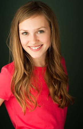 Lizzie Boys as 
