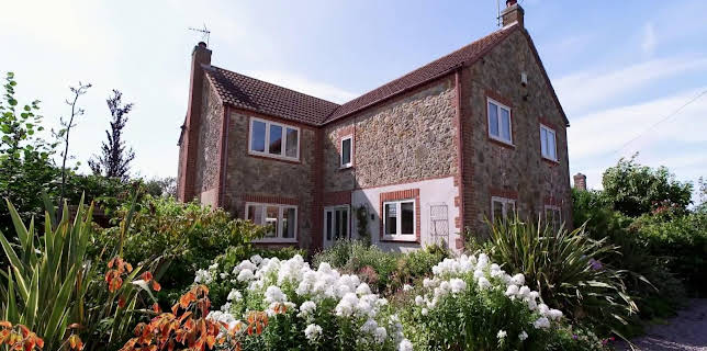 09:20: En plats på landet (S31 E48) (S31) | TV8 | 3/11 2026