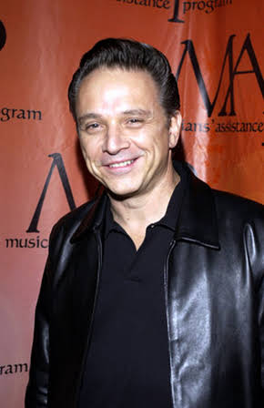 Jimmie Vaughan as 