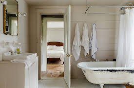 Diary of an Old Home, Season 1: Catskills Country House: A Labor of Love