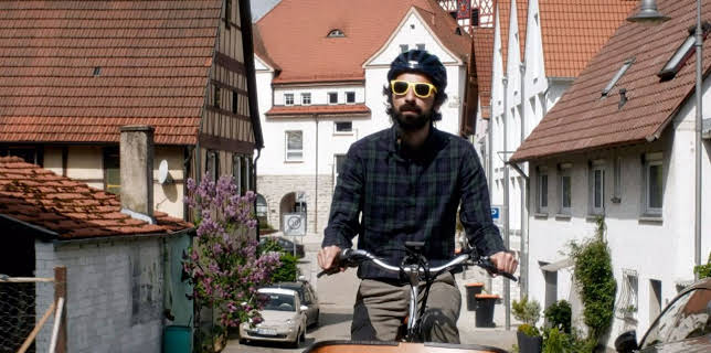 03:50: Village X (2/2) | Arte | 3/2 2026