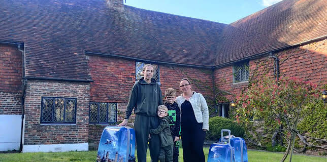 Rich House, Poor House