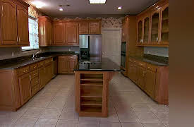 House Hunters: Volume 3: To Build or Not to Build in OK