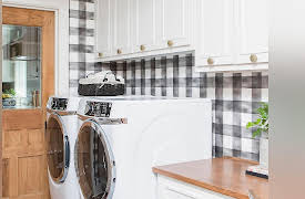 Fixer Upper: Behind the Design, Season 1: The Lee House