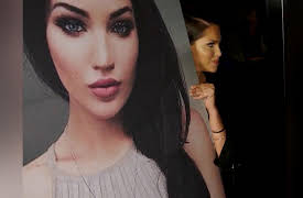 Wags, Season 1: Is it Another Girl?