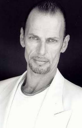 Frankie Ray as 